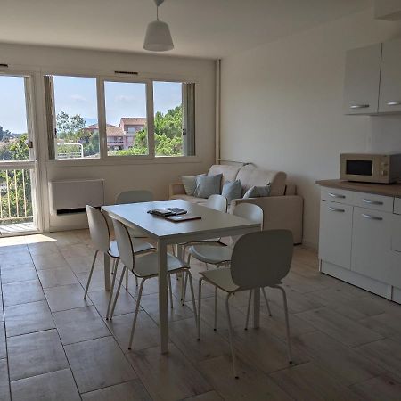 Superbe T2 Proche Des Plages Et Des Commerces Hyeres Ngoại thất bức ảnh